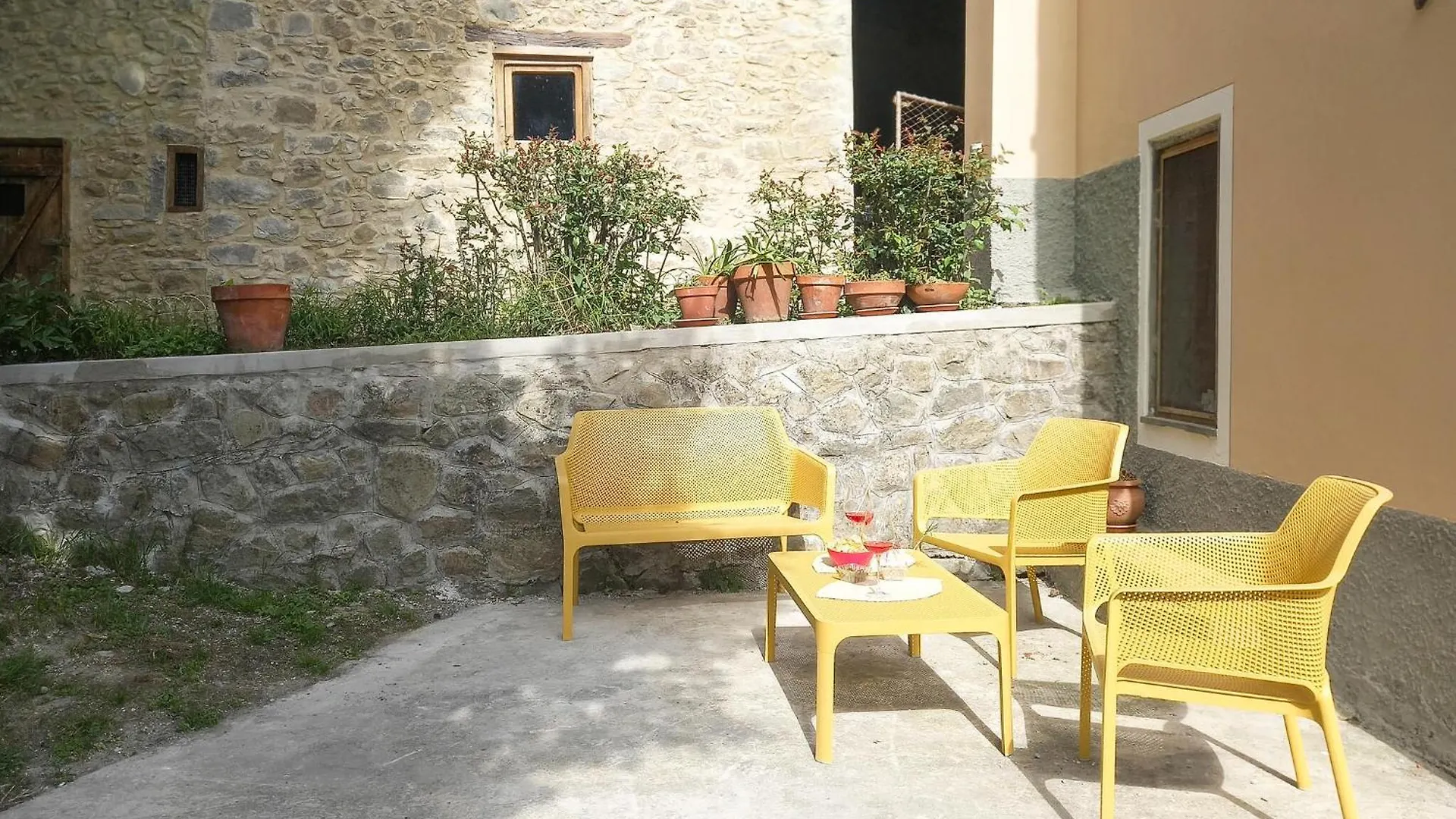Stunning Home In Barga With Kitchen 0*,